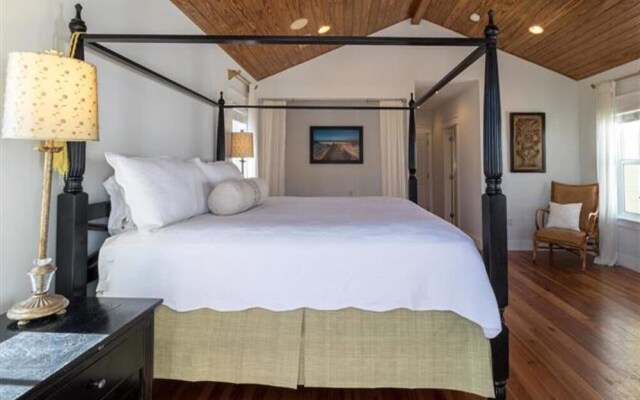 The Crystal Beach House - 1768742