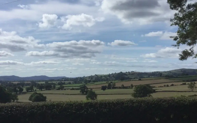 Upper Home Farm