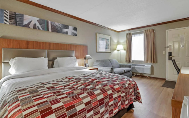 Red Roof Inn Uhrichsville