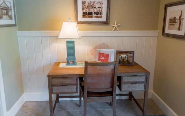 Sunshine Reef Apartment 4
