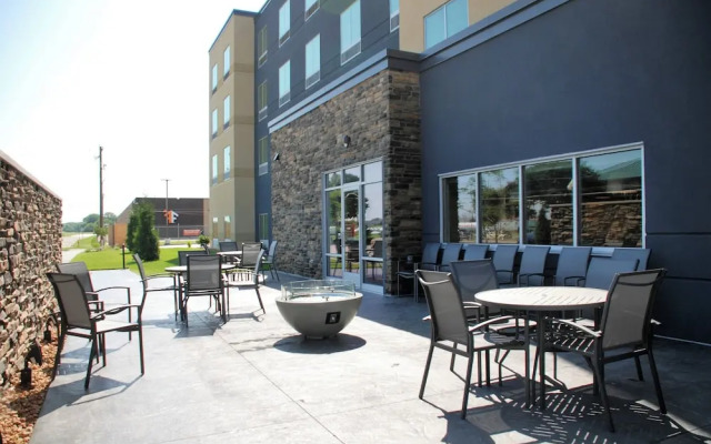Fairfield Inn & Suites Winona