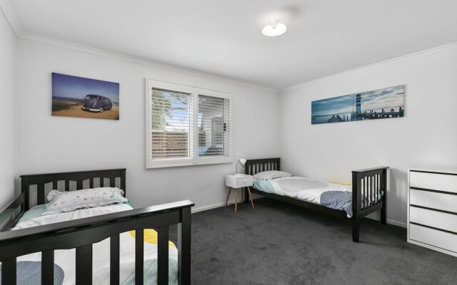 Fantasea - Free Foxtel & Wifi