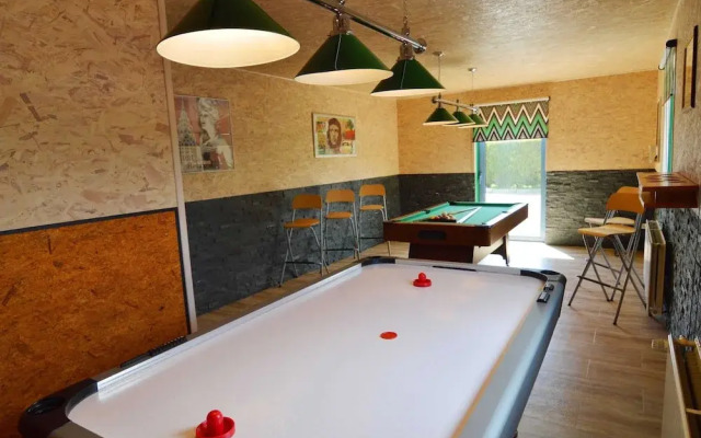 Delightful Villa in Sourbrodt With Pool
