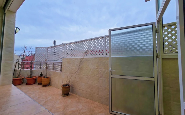 Luxor Home - Spacious & proximity to CFC