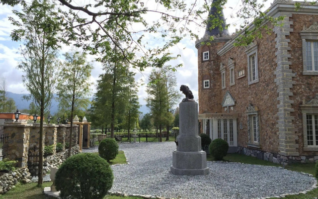 Castle Of Hsuehyun