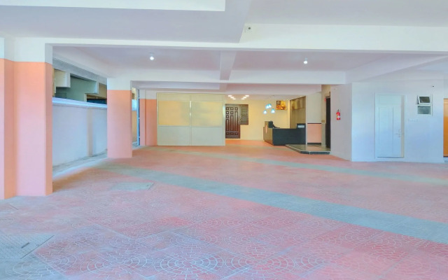 Hotel Kings Suites By OYO Rooms