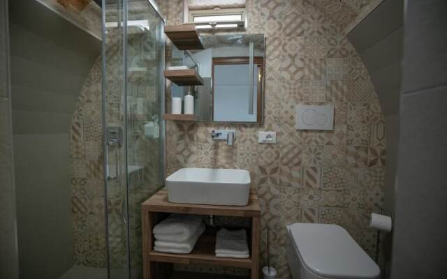 Mest Michè by Polignando