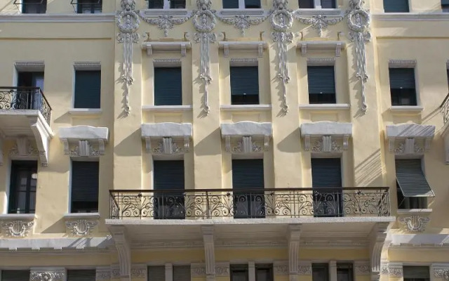 Trieste 411 (Rooms & Apartments)