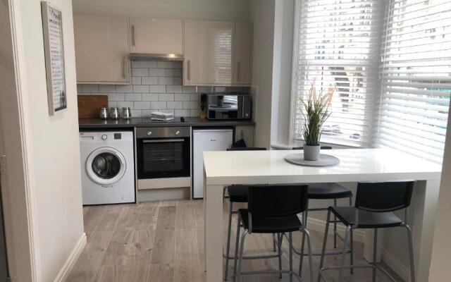 Castle-view apartments, apartment one