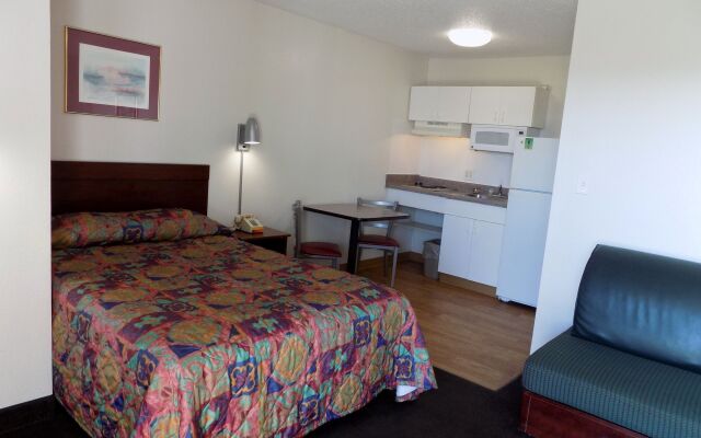 InTown Suites Extended Stay Austin TX - North Lamar Blvd