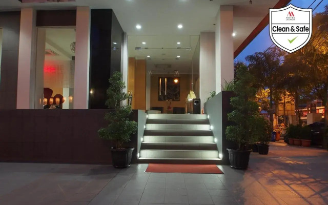M Hotel Jakarta
