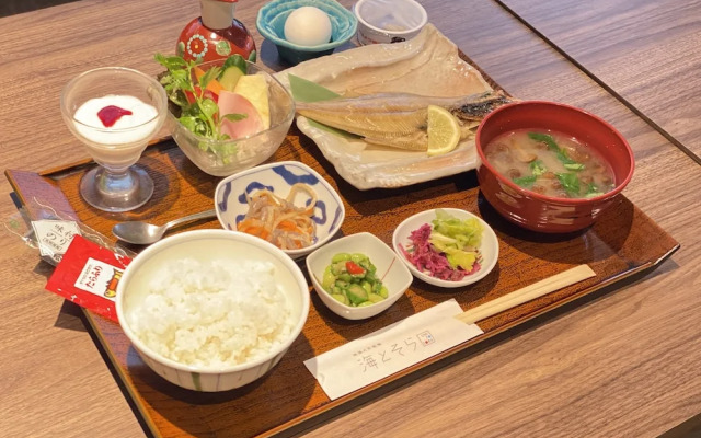 Henna Hotel Komatsu Ekimae