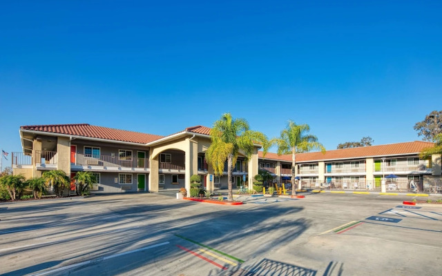 Ramada Temecula Old Town