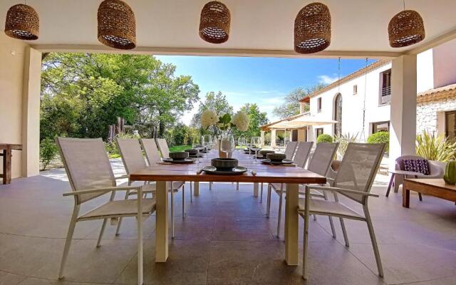 Villa de prestige 10 personnes à Eyragues