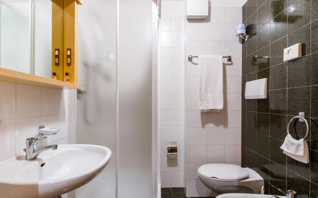 Apartments Lores