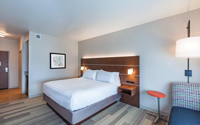 Holiday Inn Express & Suites Chanute by IHG