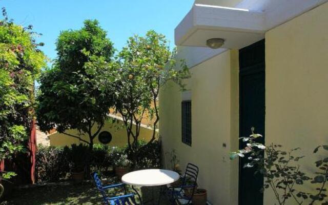 Olgas Beach Villas