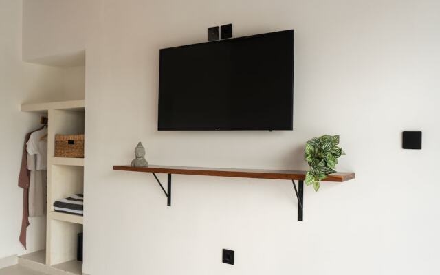 Santorini Luxury Villa