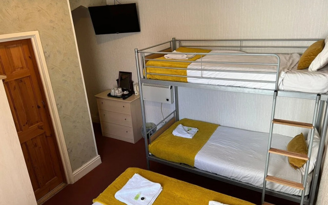 OYO Chesterton Hotel Blackpool