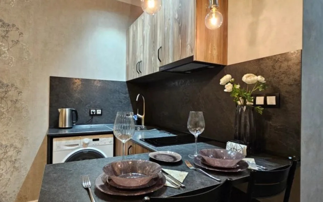 Atmosphere of Comfort on Tavricheskaya street, 4