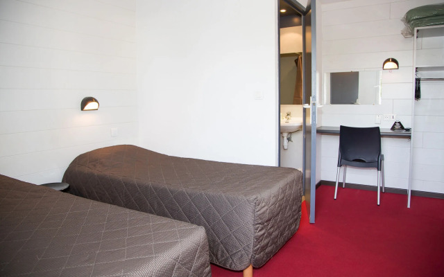 Brit Hotel Essentiel Albi Parc des Expos