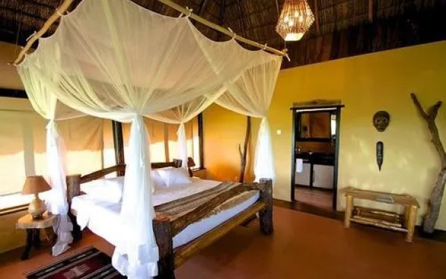 Kyambura Game Lodge