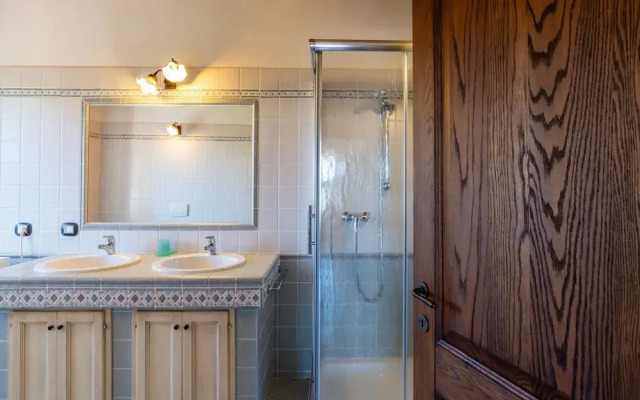 Apartment in a Farmhouse With 2 Pools