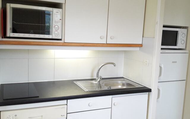 Studio in Saint-raphaël, With Pool Access, Furnished Terrace and Wifi