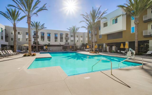 The Luxe Suites of San Marcos