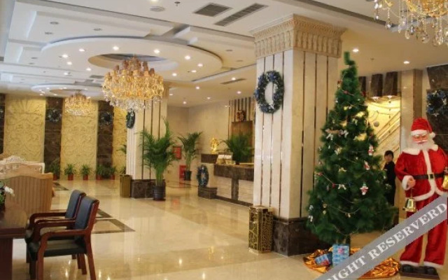 Universal House Haiyi Hotel