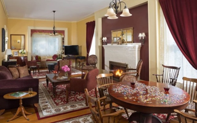 Rockland Talbot House