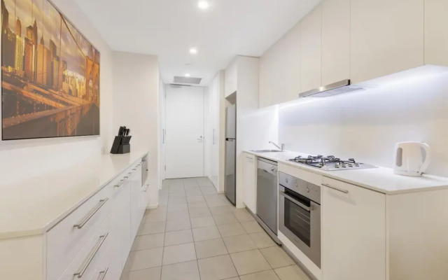 Oaks Melbourne Flemington Suites