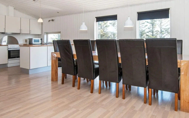 12 Person Holiday Home in Ringkobing