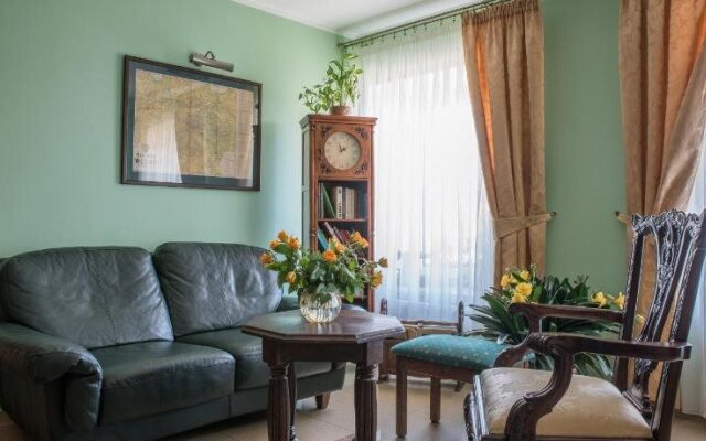 Hotel Brochów