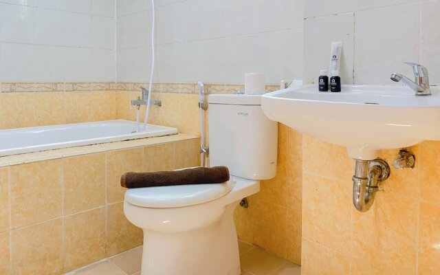 Cozy Stay Studio Room Grand Palace Kemayoran Apartment