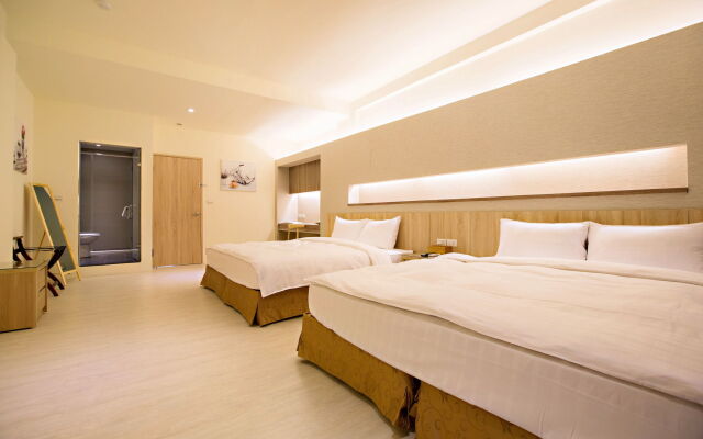 Traveller-Inn Zhongzheng Library