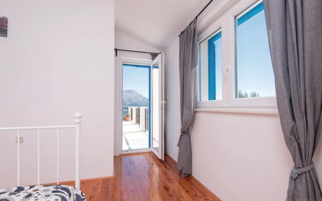 Beautiful Home in Zrnovo With Wifi and 3 Bedrooms