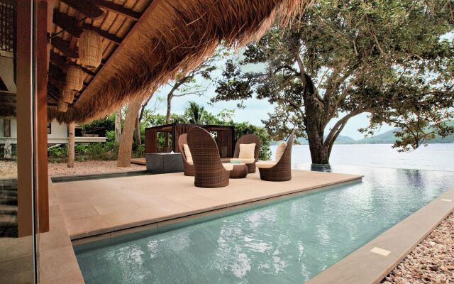 Pangulasian Island Resort