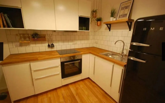 Characterful 2 Bedroom Apartment in Manchester