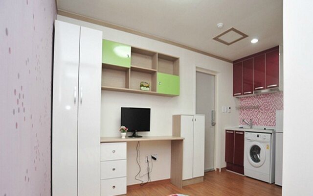 Five Star Hostel