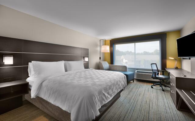 Holiday Inn Express Lake Park by IHG