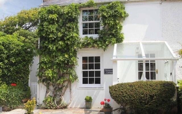 Tewennow Cottage