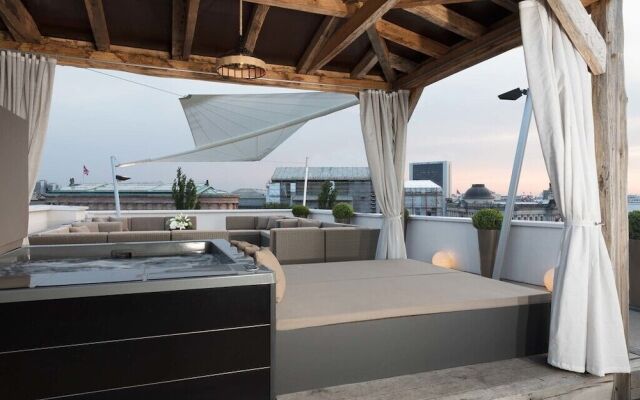 Monbijou Penthouse by Suite.030