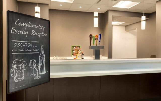Embassy Suites by Hilton Chicago Lombard Oak Brook