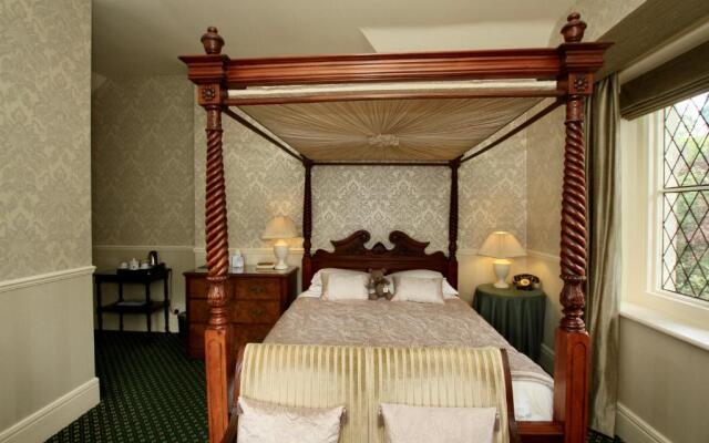 Rylstone Manor