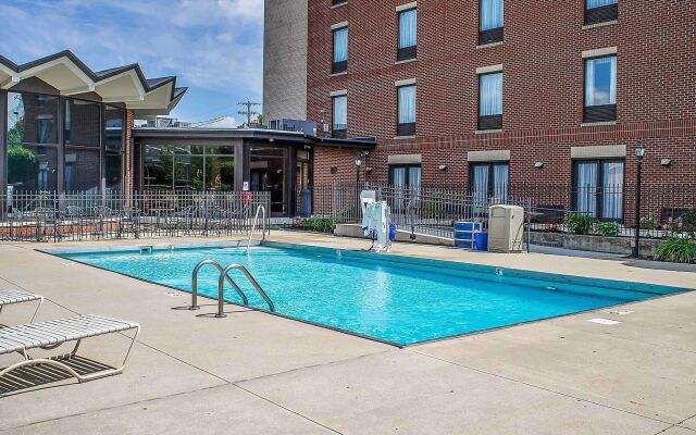 Holiday Inn Express Columbus Downtown by IHG