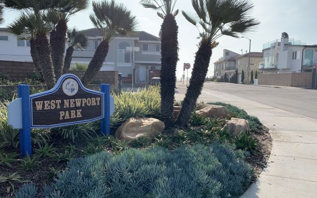 Amazing Family Friendly Newport Beach Home - 1 Block To Ocean (C2)