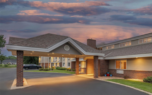 SureStay Plus Hotel by Best Western Litchfield