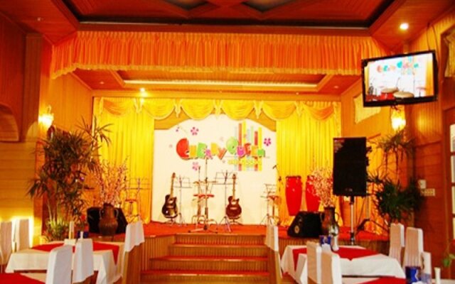 Cherry Queen Hotel