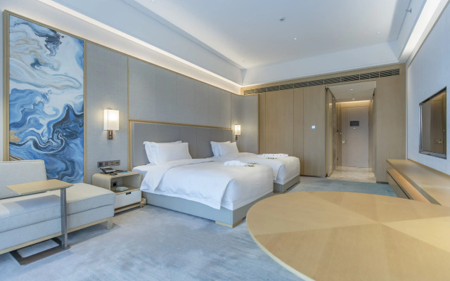 Qianhuazhou Hotel